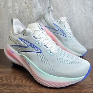 Brooks Glycerin 22 Women’s Size 7.5 - White/Blue - Max Cushion Nitrogen Foam